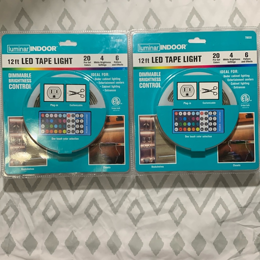 Set of 2 LUMINAR INDOOR 12Ft. LED TAPE LIGHTS -REMOTE CONTROL, 20
COLORS OPENED